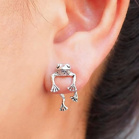 Frog Earrings for Women Christmas Stocking Stuffers Vintage Frogs Shaped Stud Earrings Funny Cute 3D Animal Earrings Jewelry Gifts